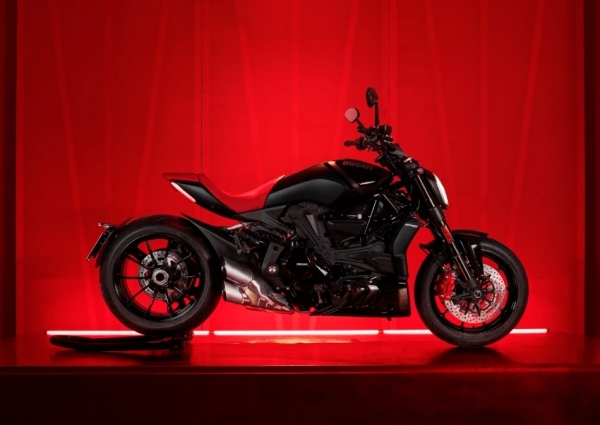 Ducati XDiavel Nera Sport