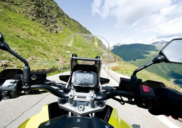 Suzuki V-Strom 1050 XT Adventure
