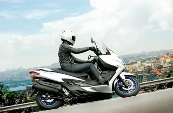 Suzuki Burgman Scooter
