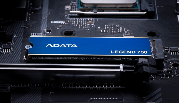 Adata Legend 750 SSD (500 GB)