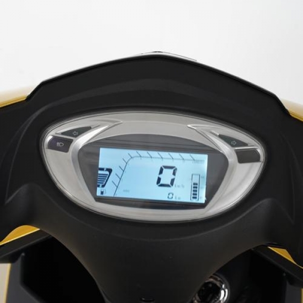 RKS Bolero Scooter