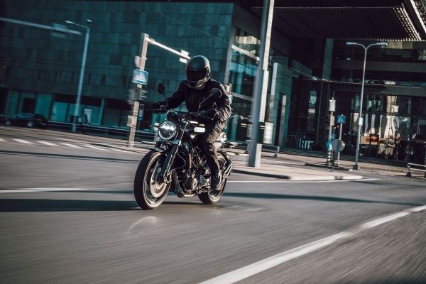 Husqvarna Svartpilen 250 Klasik