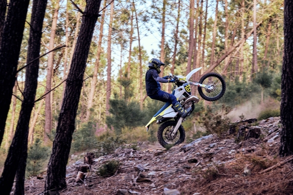 Husqvarna TE 250i Cross