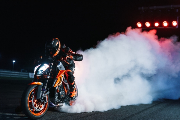 KTM 1290 Super Duke R Naked