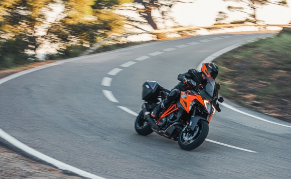 KTM 1290 Super Duke GT Naked