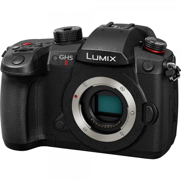 Panasonic Lumix GH5 II Aynasız Fotoğraf Makinesi