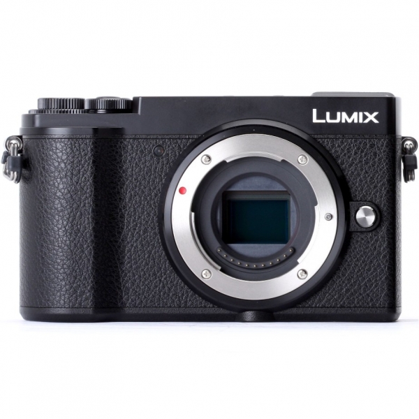 Panasonic Lumix DC-GX9 12-32mm + 35-100mm Aynasız Fotoğraf Makinesi