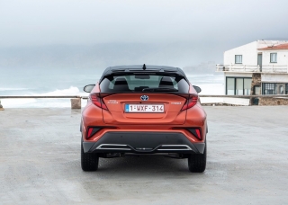2023 Toyota C-HR 1.8 Hybrid 122 PS e-CVT Passion (4x2)