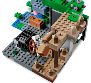 LEGO Minecraft 21189 The Skeleton Dungeon