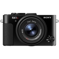 Sony DSC-RX1R II resim
