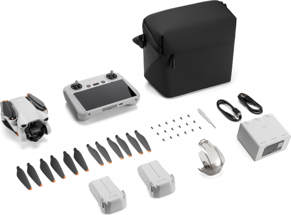 DJI Mini 3 Fly More Combo (DJI RC) Drone