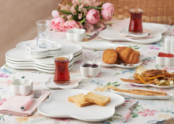 Karaca Clover 28 Parça Kahvaltı Takımı