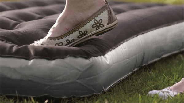 Outwell Classic W/ Pillow&Pump Double Şişme Yatak (2 Kişilik)