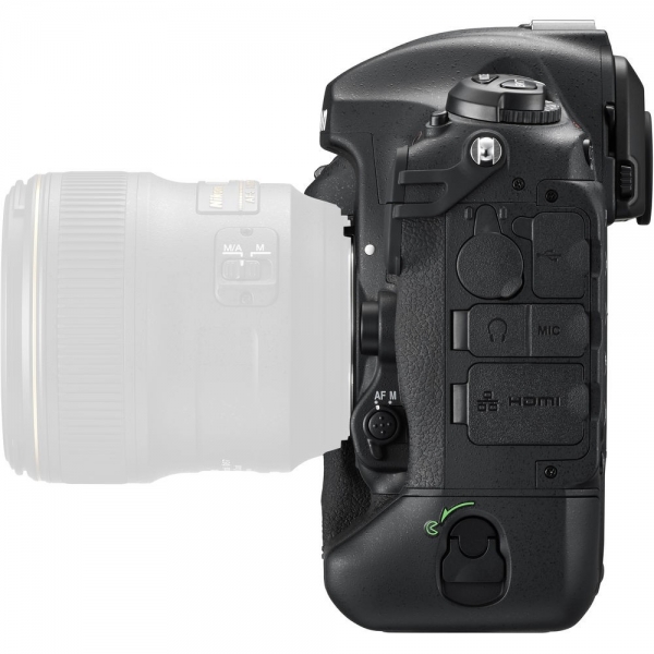 Nikon D5 28-300mm DSLR Fotoğraf Makinesi