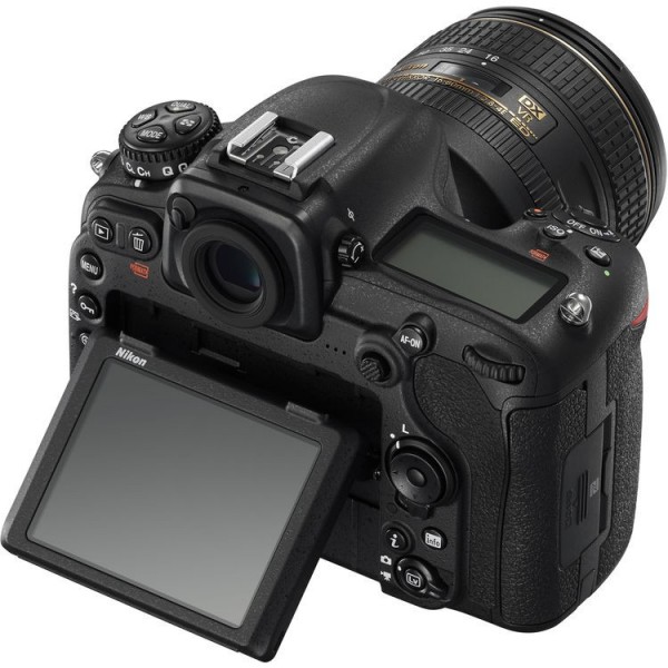 Nikon D500 16-80mm DSLR Fotoğraf Makinesi