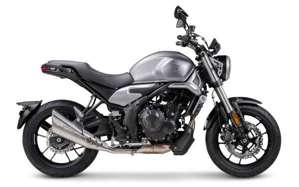 VOGE 500AC Naked