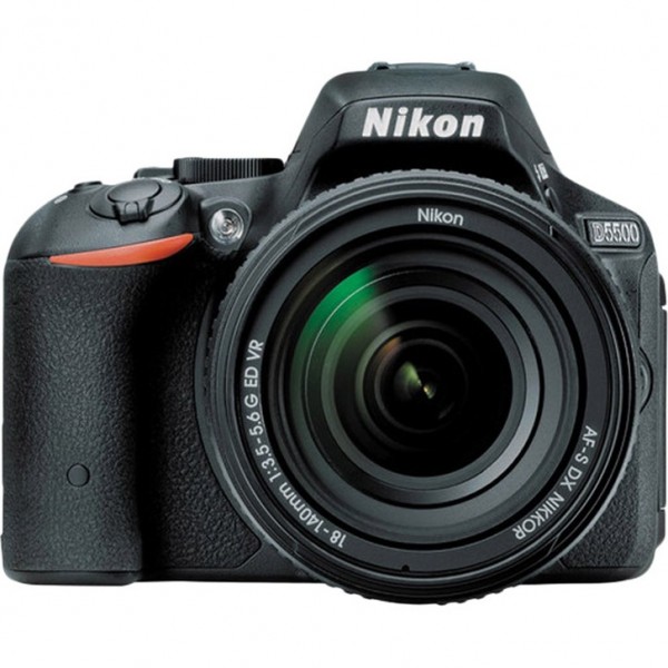 Nikon D5500 18-140mm DSLR Fotoğraf Makinesi (18-140 mm)