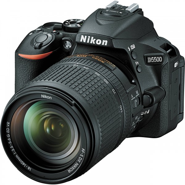 Nikon D5500 18-140mm DSLR Fotoğraf Makinesi (18-140 mm)