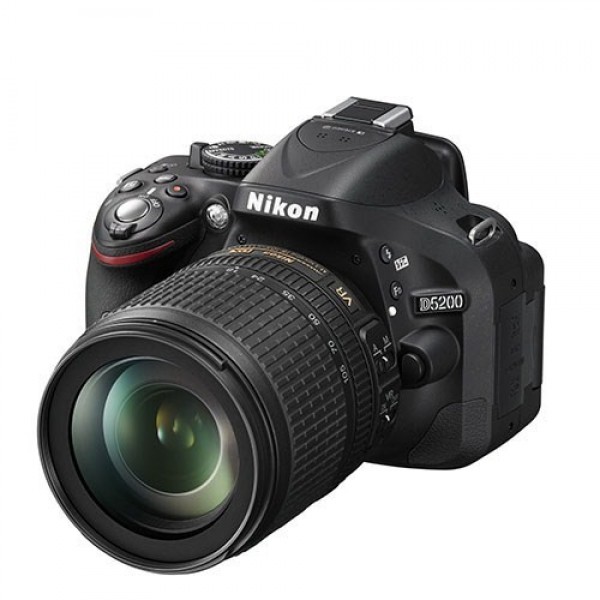 Nikon D5200 18-105mm DSLR Fotoğraf Makinesi