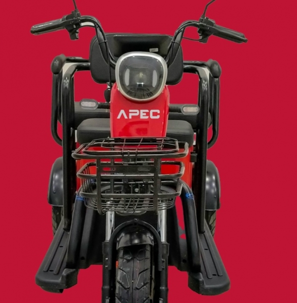 Apec APM5 Moped