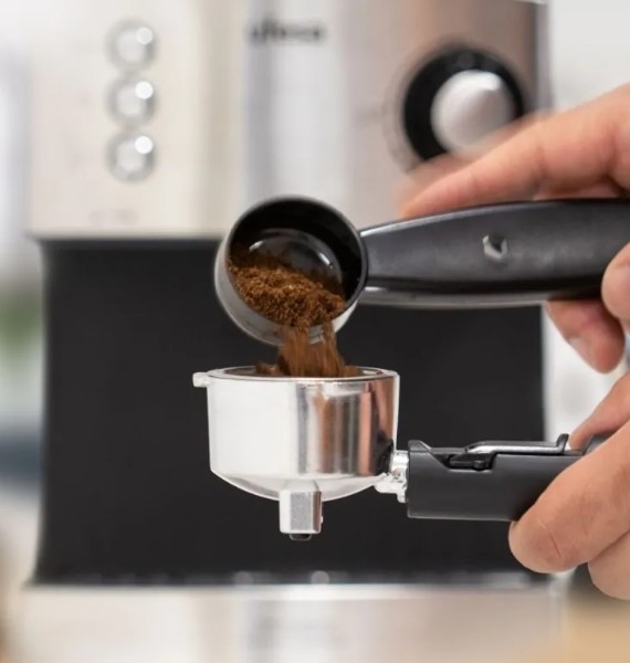 Ufesa CE7240 Kahve Makinesi