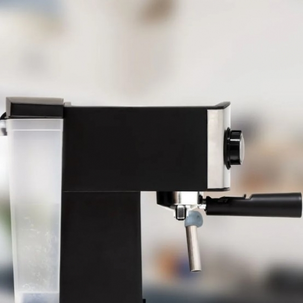 Ufesa CE7240 Kahve Makinesi