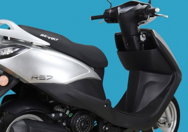 Volta RS7 Scooter