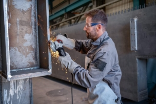 Bosch Professional GWS 17-125 PS Avuç Taşlama
