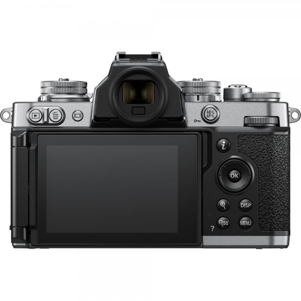 Nikon Z fc 18-140mm Aynasız Fotoğraf Makinesi