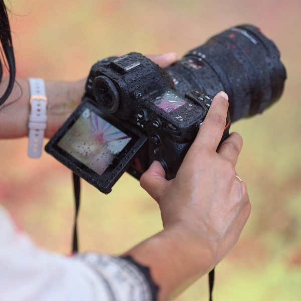 Nikon Z8 Aynasız Fotoğraf Makinesi
