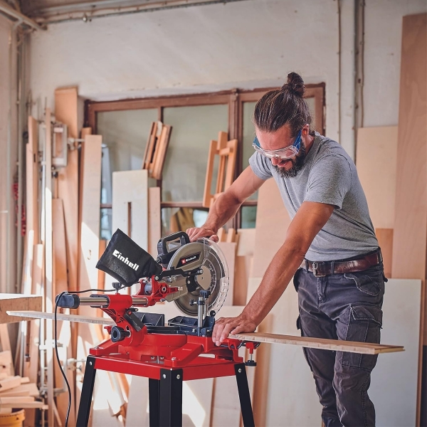 Einhell TC-SM2531/2 U Tezgah Testere