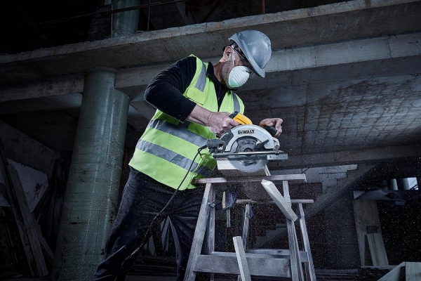 Dewalt DWE5615 Daire Testere