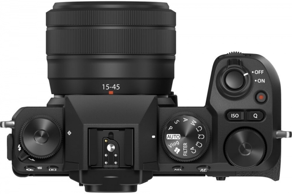 Fujifilm X-S20 15-45mm Aynasız Fotoğraf Makinesi