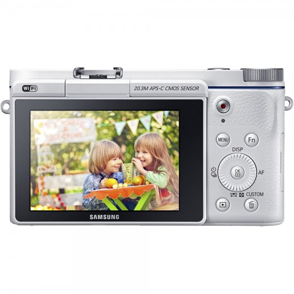 Samsung NX3300 16-50mm Aynasız Fotoğraf Makinesi
