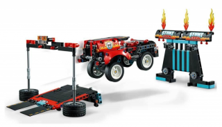 LEGO Technic 42106 Stunt Show Truck and Bike