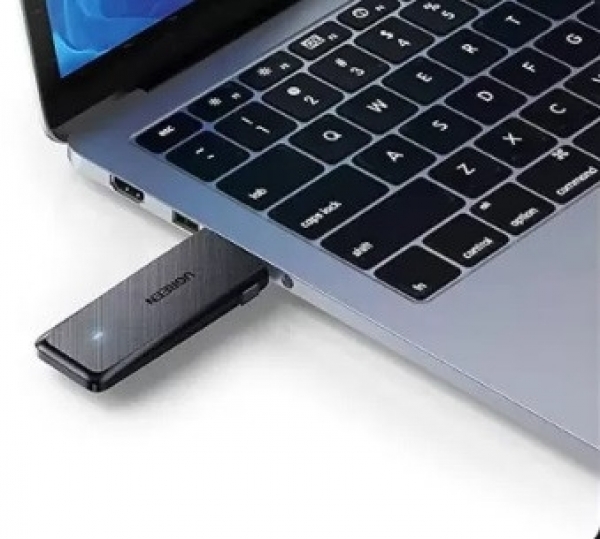 Ugreen CM492 Kablosuz Ağ Adaptörü