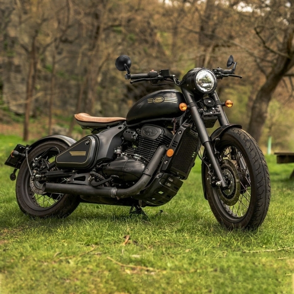 Jawa Perak Chopper