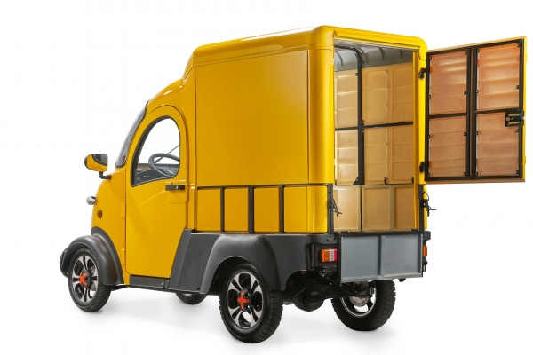 Regal Raptor K5 Van E-Car