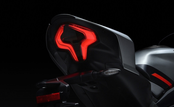 CFMOTO 450 SR Sport