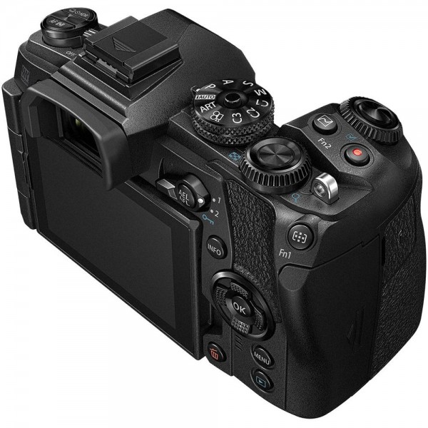 Olympus OM-D E-M1 Mark II Aynasız Fotoğraf Makinesi