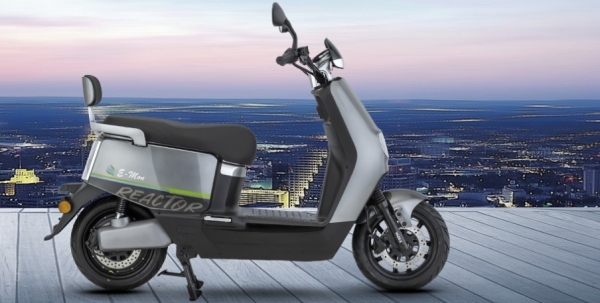 E-Mon Reactor Scooter