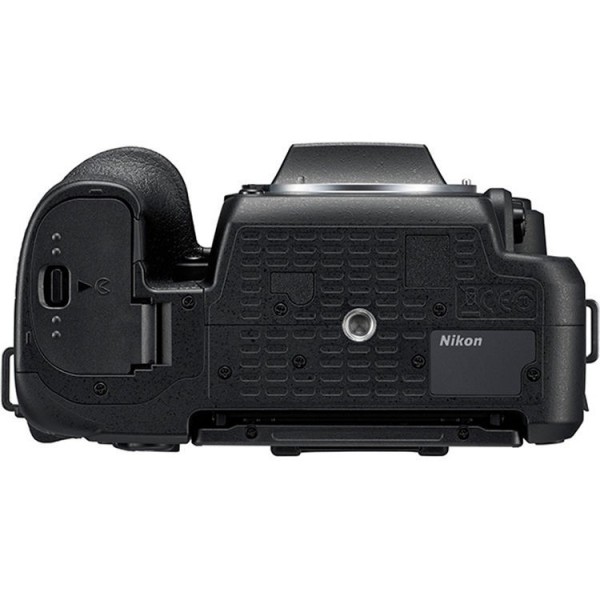 Nikon D7500 DSLR Fotoğraf Makinesi (Gövde)