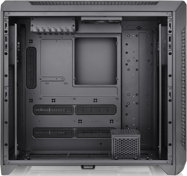 Thermaltake CTE C750 Bilgisayar Kasası