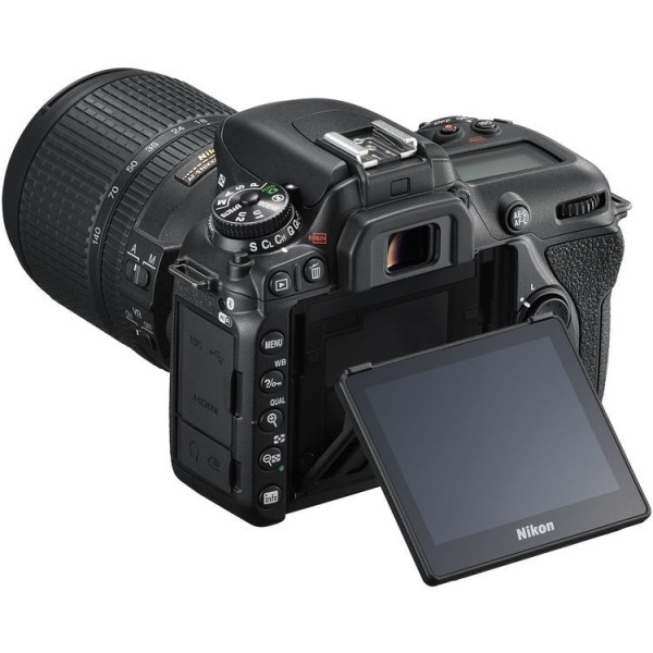 Nikon D7500 18-140mm DSLR Fotoğraf Makinesi (18-140 mm)