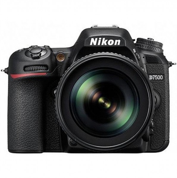 Nikon D7500 18-105mm DSLR Fotoğraf Makinesi (18-105 mm)
