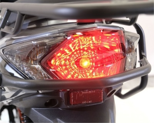 Arora ZR4 Scooter