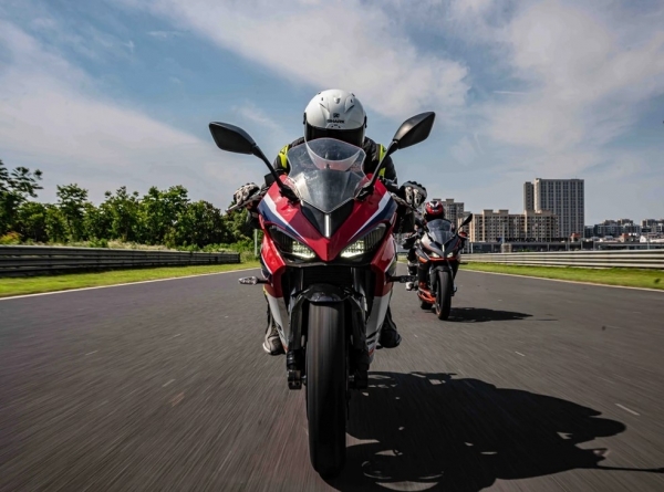 QJ SRK 400 RR Racing