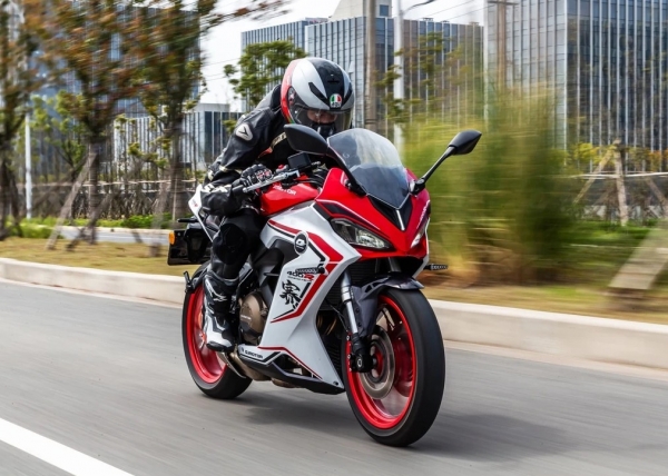 QJ SRK 400 RR Racing