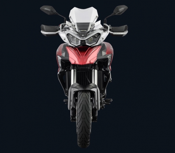 QJ SRT 800 Adventure
