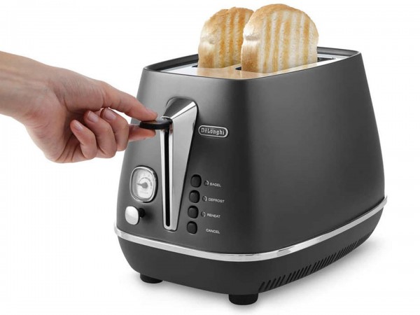 DeLonghi Distinta Ekmek Kızartma Makinesi